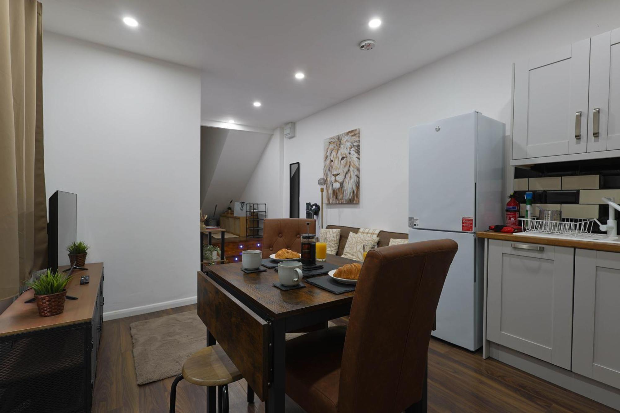 Stylish Apartment In City Centre - Walk Everywhere คาร์ดิฟฟ์ ภายนอก รูปภาพ